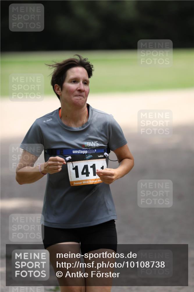 30.08.2026 - Elbe Triathlon Hamburg Antke Förster http://msf.ph/oto/10108738 30.08.2026 14:34:25 Laufen 141 meine-sportfotos.de