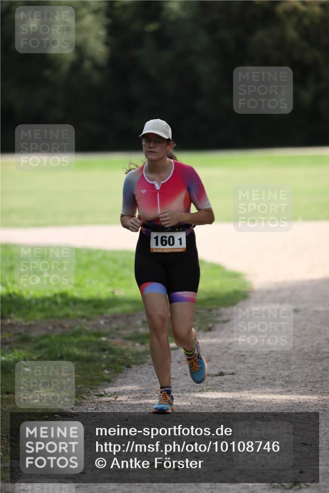 30.08.2026 - Elbe Triathlon Hamburg Antke Förster http://msf.ph/oto/10108746 30.08.2026 14:36:58 Laufen 1601 meine-sportfotos.de