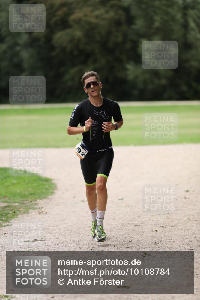 30.08.2026 - Elbe Triathlon Hamburg Antke Förster http://msf.ph/oto/10108784 30.08.2026 14:53:10 Laufen 292 meine-sportfotos.de