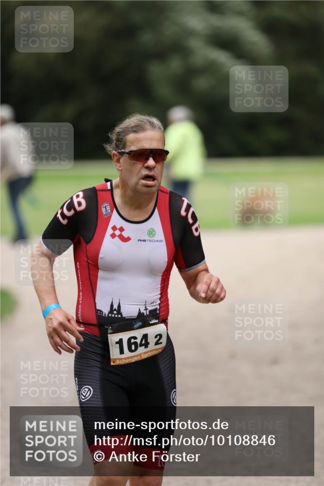 30.08.2026 - Elbe Triathlon Hamburg Antke Förster http://msf.ph/oto/10108846 30.08.2026 14:58:30 Laufen 164, 2 meine-sportfotos.de