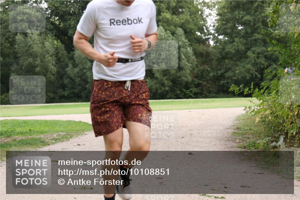 30.08.2026 - Elbe Triathlon Hamburg Antke Förster http://msf.ph/oto/10108851 30.08.2026 15:13:07 Laufen  meine-sportfotos.de