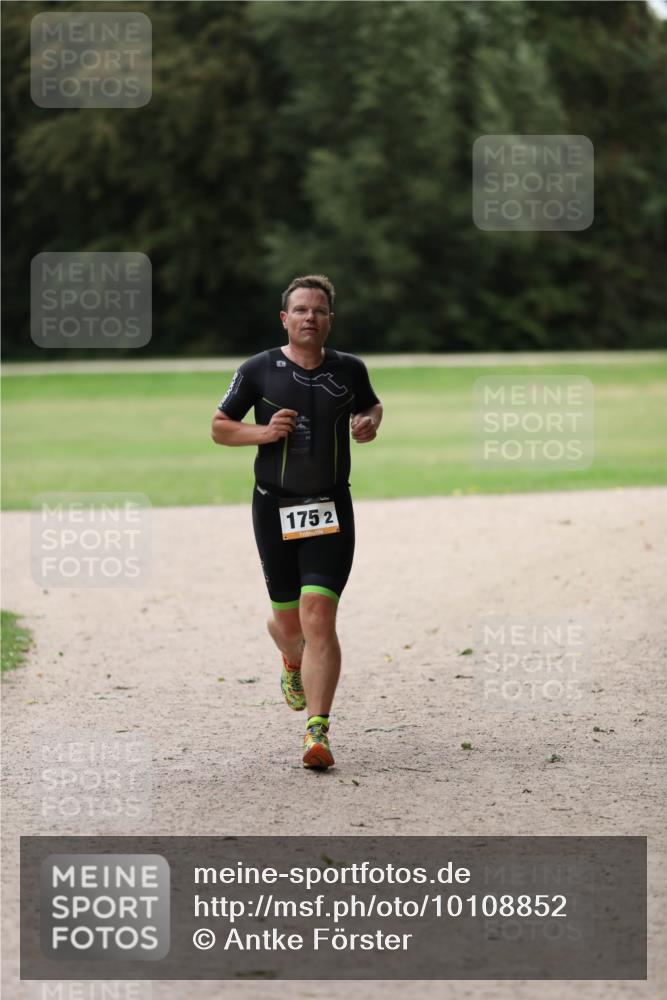 30.08.2026 - Elbe Triathlon Hamburg Antke Förster http://msf.ph/oto/10108852 30.08.2026 14:59:13 Laufen 175, 2 meine-sportfotos.de