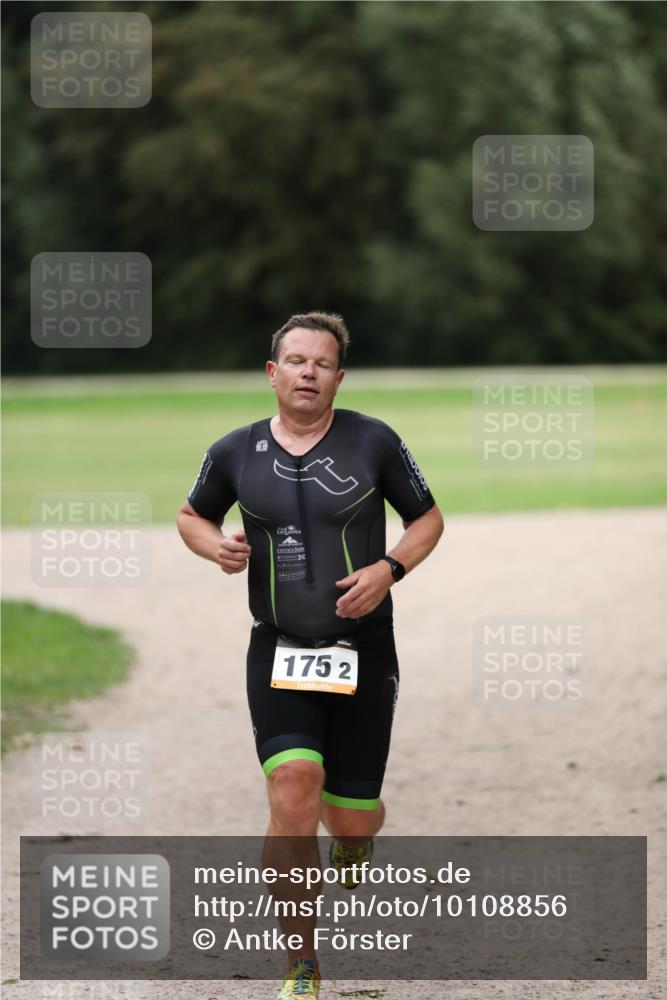 30.08.2026 - Elbe Triathlon Hamburg Antke Förster http://msf.ph/oto/10108856 30.08.2026 14:59:15 Laufen 175, 2 meine-sportfotos.de