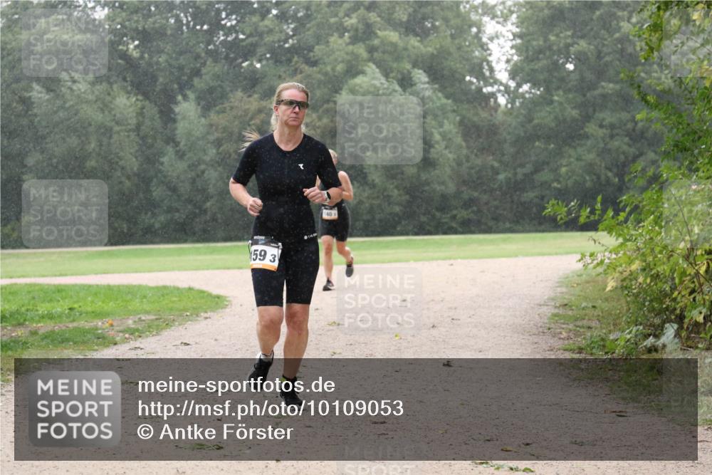 30.08.2026 - Elbe Triathlon Hamburg Antke Förster http://msf.ph/oto/10109053 30.08.2026 15:39:44 Laufen 159, 3, 140 meine-sportfotos.de
