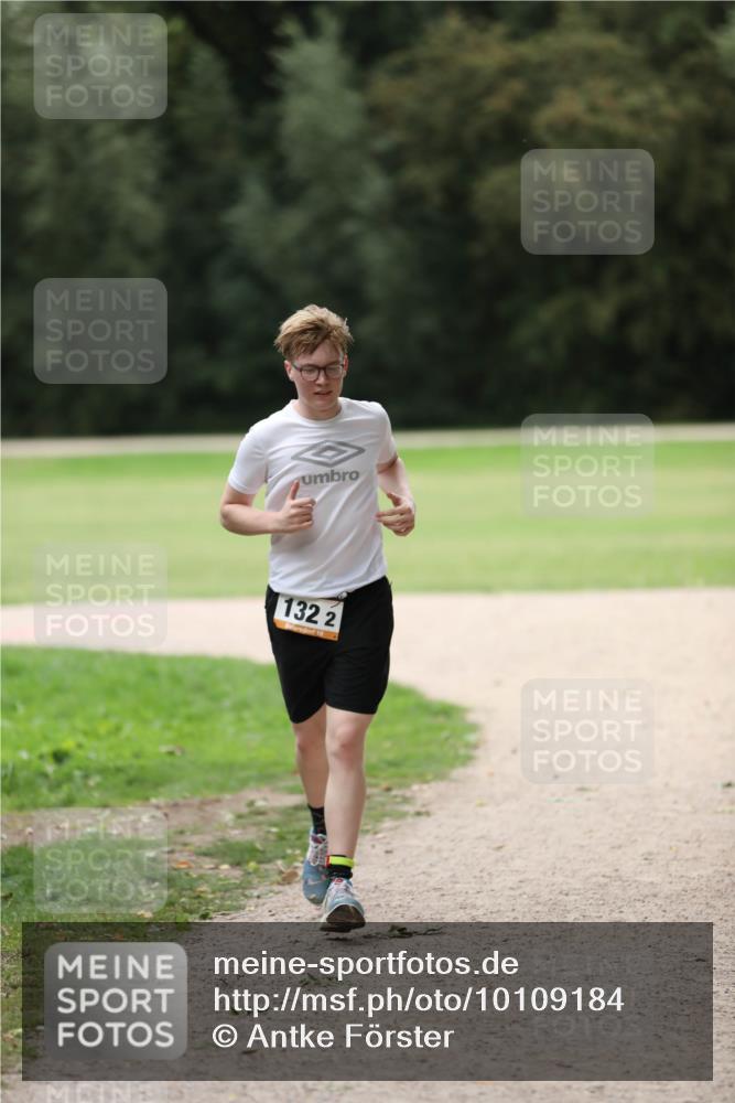 30.08.2026 - Elbe Triathlon Hamburg Antke Förster http://msf.ph/oto/10109184 30.08.2026 15:11:05 Laufen 132, 2, 10 meine-sportfotos.de