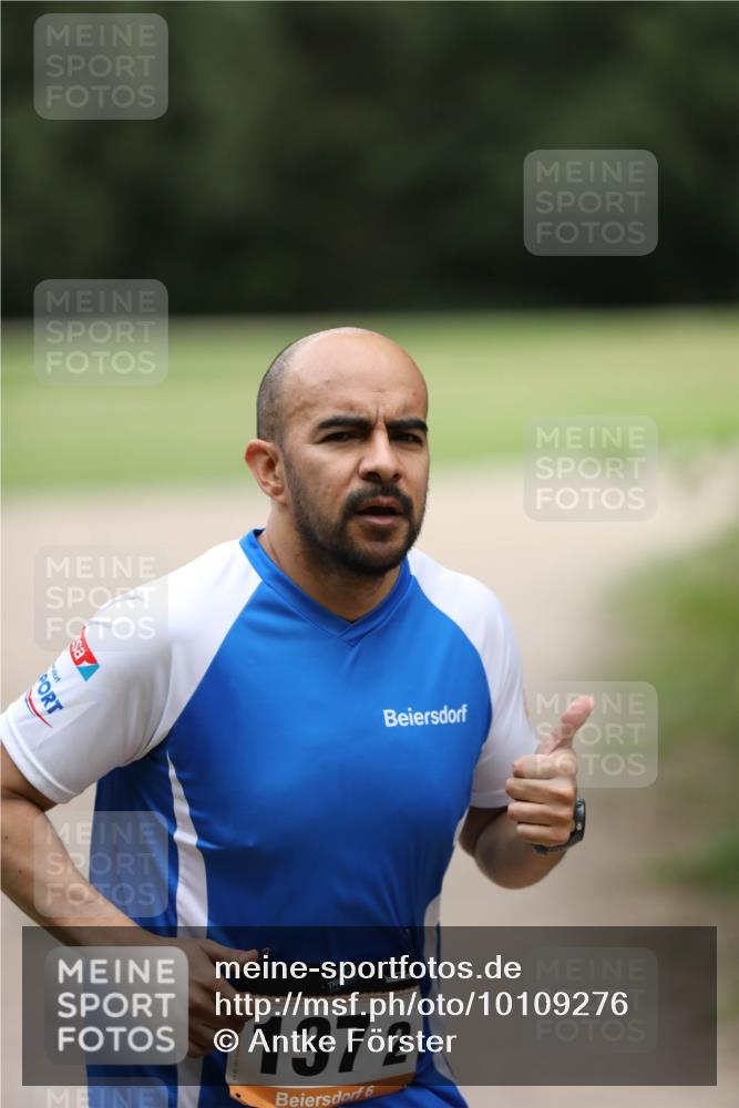 30.08.2026 - Elbe Triathlon Hamburg Antke Förster http://msf.ph/oto/10109276 30.08.2026 15:16:16 Laufen 1372, 6 meine-sportfotos.de