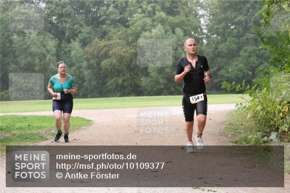 30.08.2026 - Elbe Triathlon Hamburg Antke Förster http://msf.ph/oto/10109377 30.08.2026 15:57:05 Laufen 3, 154, 4 meine-sportfotos.de