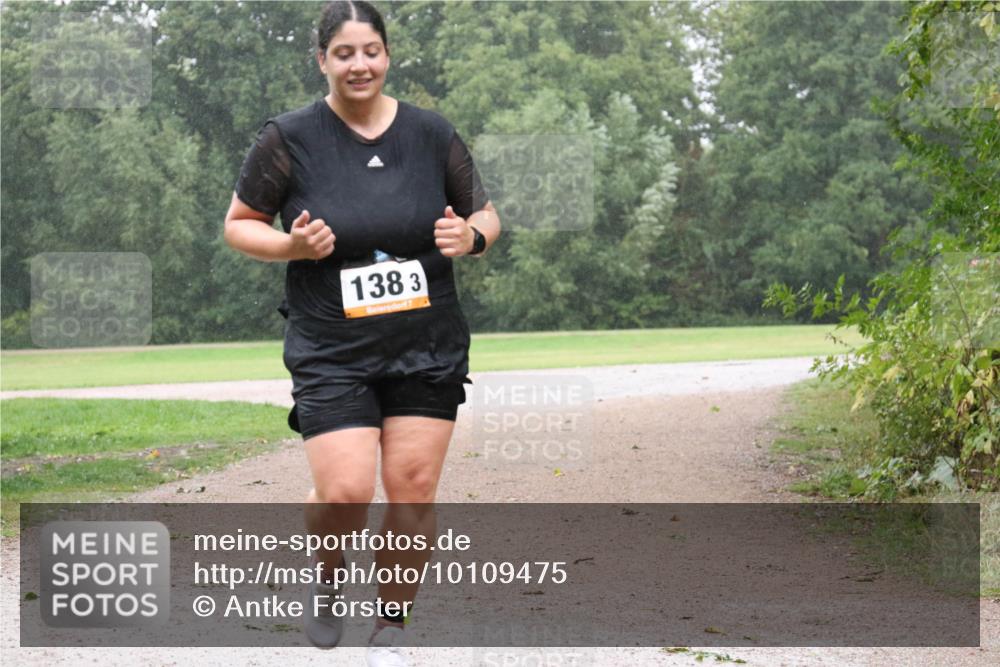 30.08.2026 - Elbe Triathlon Hamburg Antke Förster http://msf.ph/oto/10109475 30.08.2026 16:06:17 Laufen 1383, 7 meine-sportfotos.de