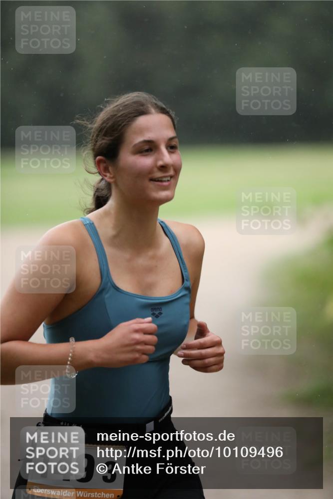 30.08.2026 - Elbe Triathlon Hamburg Antke Förster http://msf.ph/oto/10109496 30.08.2026 15:40:47 Laufen 149, 3 meine-sportfotos.de