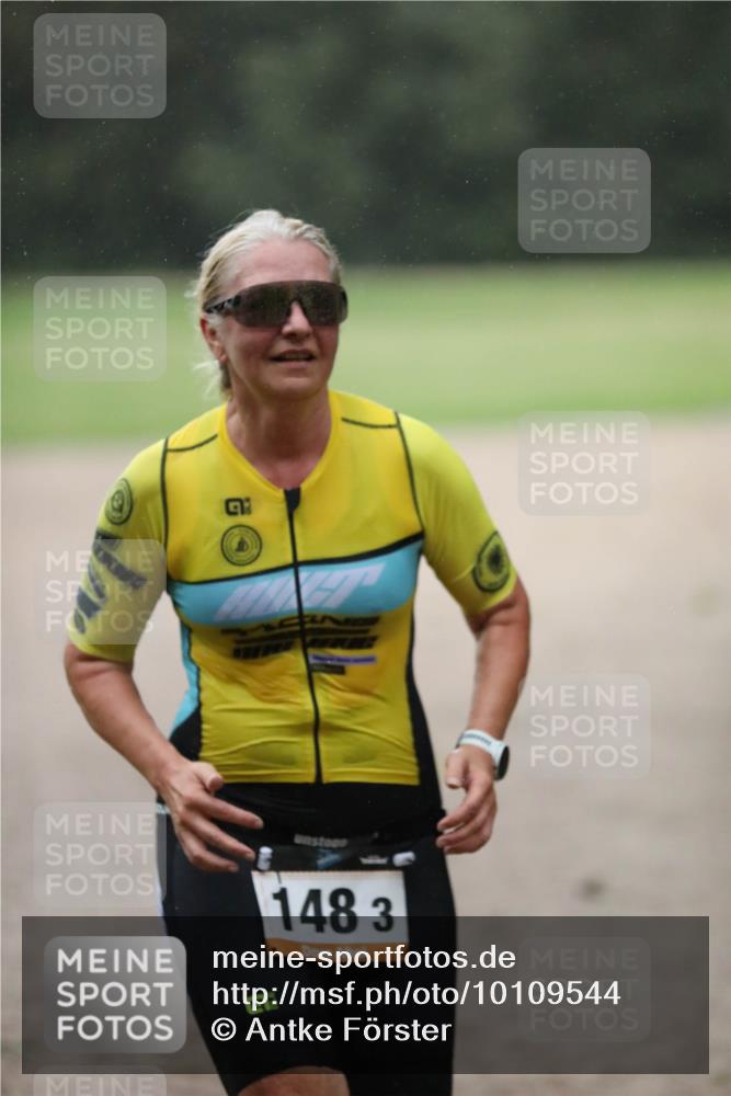 30.08.2026 - Elbe Triathlon Hamburg Antke Förster http://msf.ph/oto/10109544 30.08.2026 15:43:01 Laufen 148, 3 meine-sportfotos.de