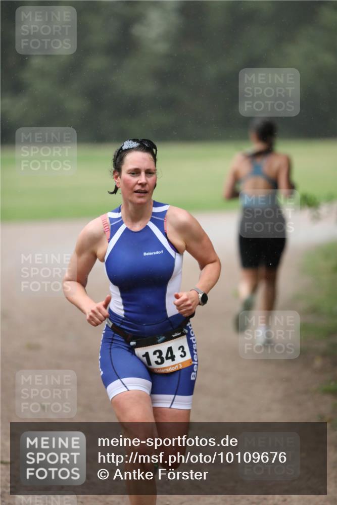 30.08.2026 - Elbe Triathlon Hamburg Antke Förster http://msf.ph/oto/10109676 30.08.2026 15:48:31 Laufen 1343, 3 meine-sportfotos.de