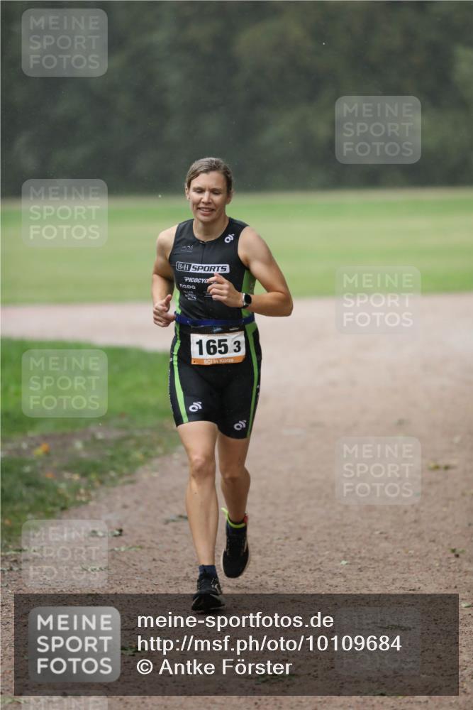 30.08.2026 - Elbe Triathlon Hamburg Antke Förster http://msf.ph/oto/10109684 30.08.2026 15:48:45 Laufen 165, 3, 16 meine-sportfotos.de