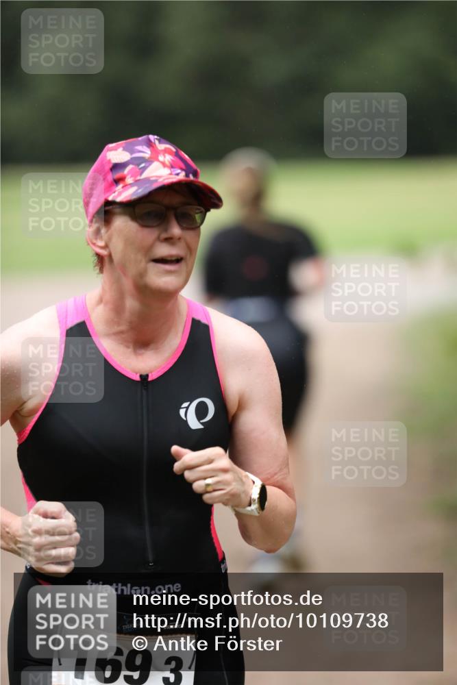 30.08.2026 - Elbe Triathlon Hamburg Antke Förster http://msf.ph/oto/10109738 30.08.2026 15:51:46 Laufen 169, 3 meine-sportfotos.de