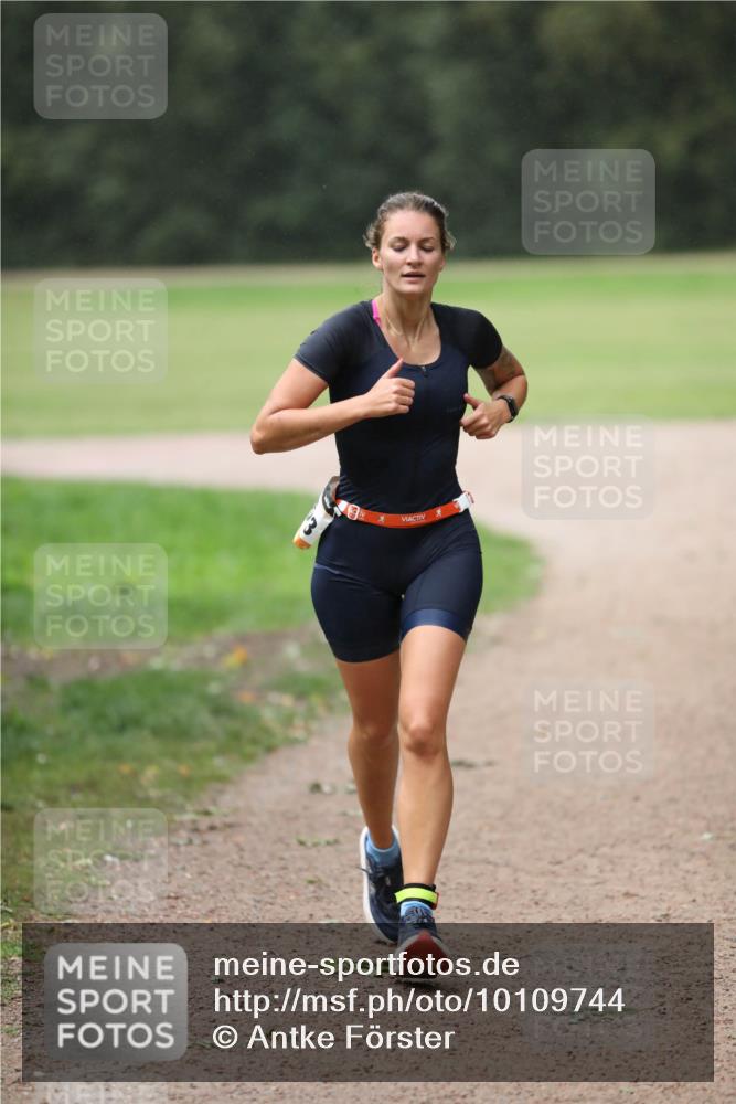 30.08.2026 - Elbe Triathlon Hamburg Antke Förster http://msf.ph/oto/10109744 30.08.2026 15:52:58 Laufen  meine-sportfotos.de