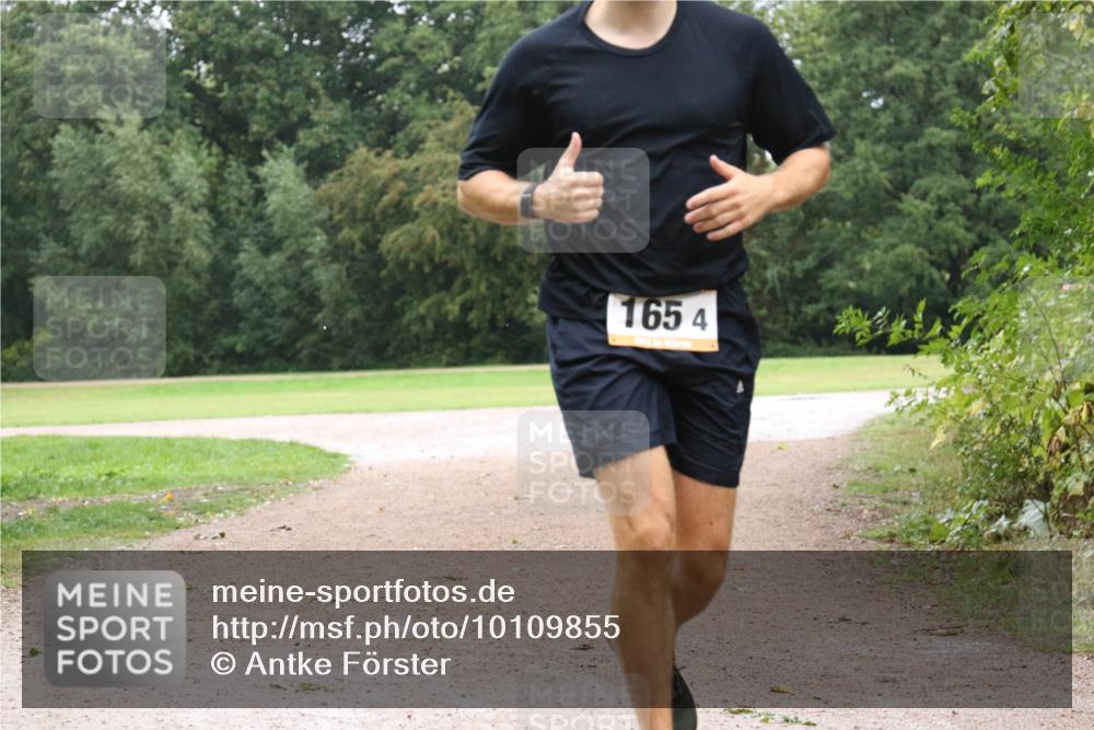 30.08.2026 - Elbe Triathlon Hamburg Antke Förster http://msf.ph/oto/10109855 30.08.2026 16:29:23 Laufen 165, 4 meine-sportfotos.de