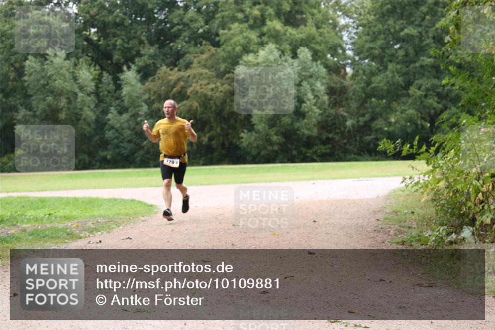 30.08.2026 - Elbe Triathlon Hamburg Antke Förster http://msf.ph/oto/10109881 30.08.2026 16:31:06 Laufen 178 meine-sportfotos.de