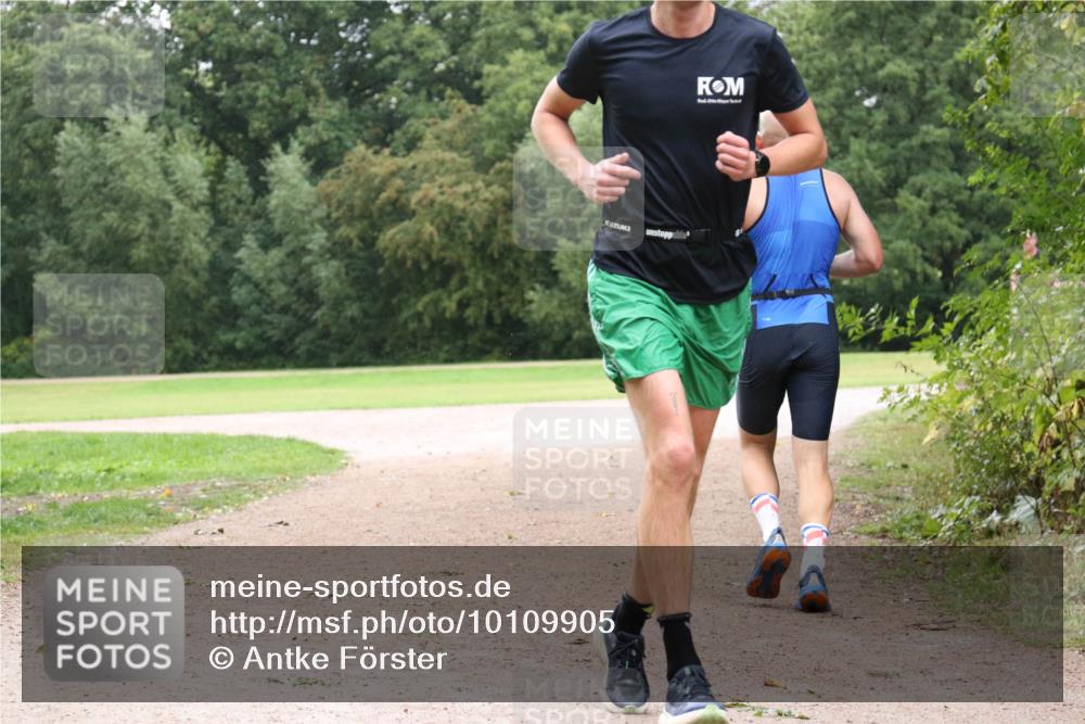 30.08.2026 - Elbe Triathlon Hamburg Antke Förster http://msf.ph/oto/10109905 30.08.2026 16:36:01 Laufen  meine-sportfotos.de