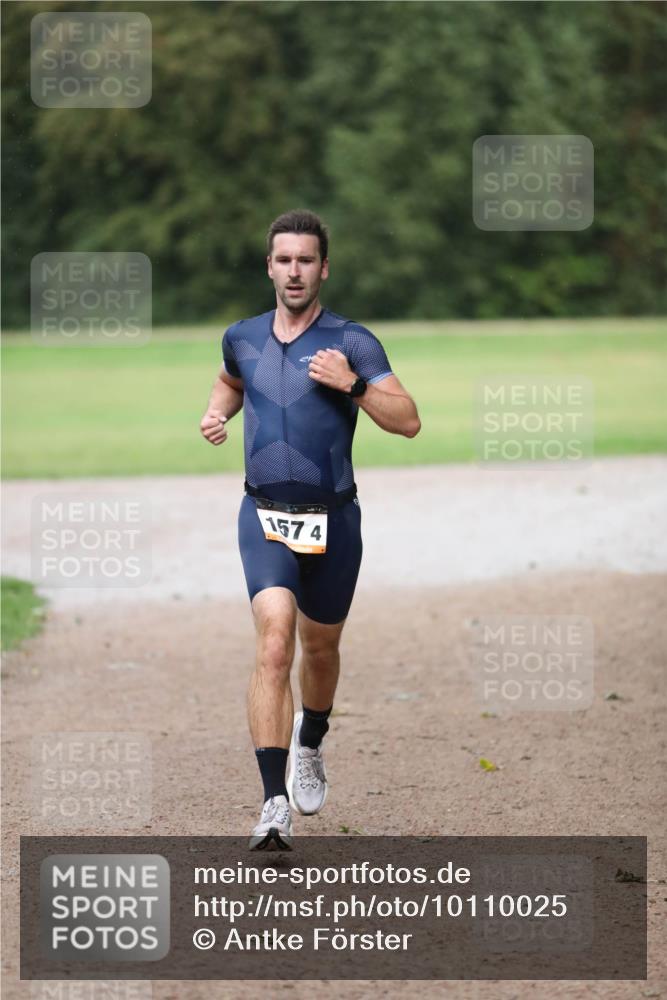 30.08.2026 - Elbe Triathlon Hamburg Antke Förster http://msf.ph/oto/10110025 30.08.2026 16:20:24 Laufen 157, 4 meine-sportfotos.de