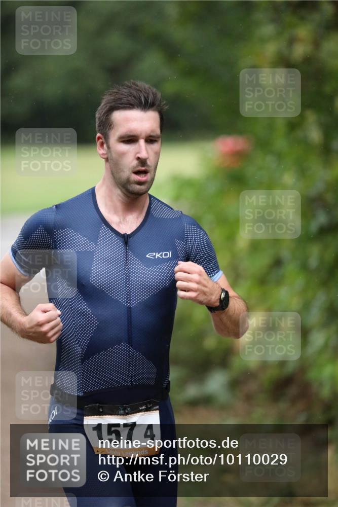 30.08.2026 - Elbe Triathlon Hamburg Antke Förster http://msf.ph/oto/10110029 30.08.2026 16:20:26 Laufen 1574 meine-sportfotos.de