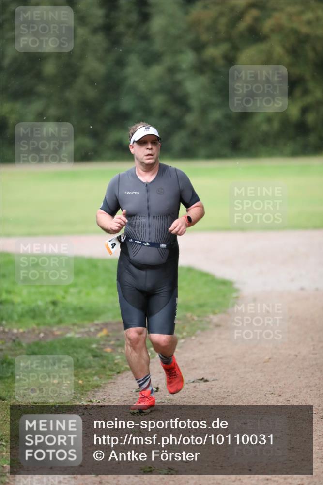 30.08.2026 - Elbe Triathlon Hamburg Antke Förster http://msf.ph/oto/10110031 30.08.2026 16:20:55 Laufen  meine-sportfotos.de