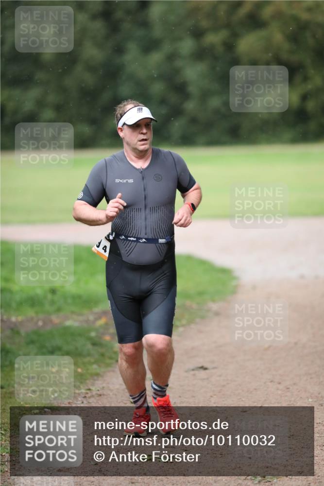 30.08.2026 - Elbe Triathlon Hamburg Antke Förster http://msf.ph/oto/10110032 30.08.2026 16:20:56 Laufen  meine-sportfotos.de