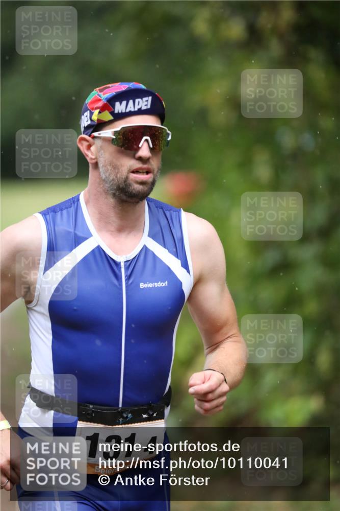 30.08.2026 - Elbe Triathlon Hamburg Antke Förster http://msf.ph/oto/10110041 30.08.2026 16:21:07 Laufen 1314 meine-sportfotos.de