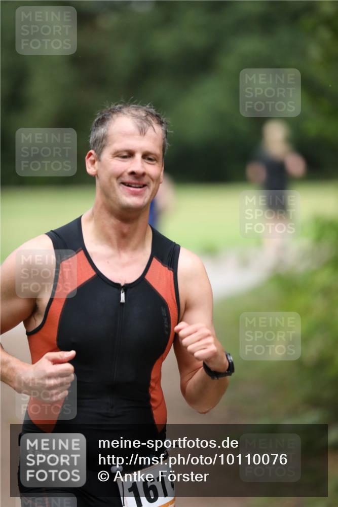30.08.2026 - Elbe Triathlon Hamburg Antke Förster http://msf.ph/oto/10110076 30.08.2026 16:23:40 Laufen 161 meine-sportfotos.de