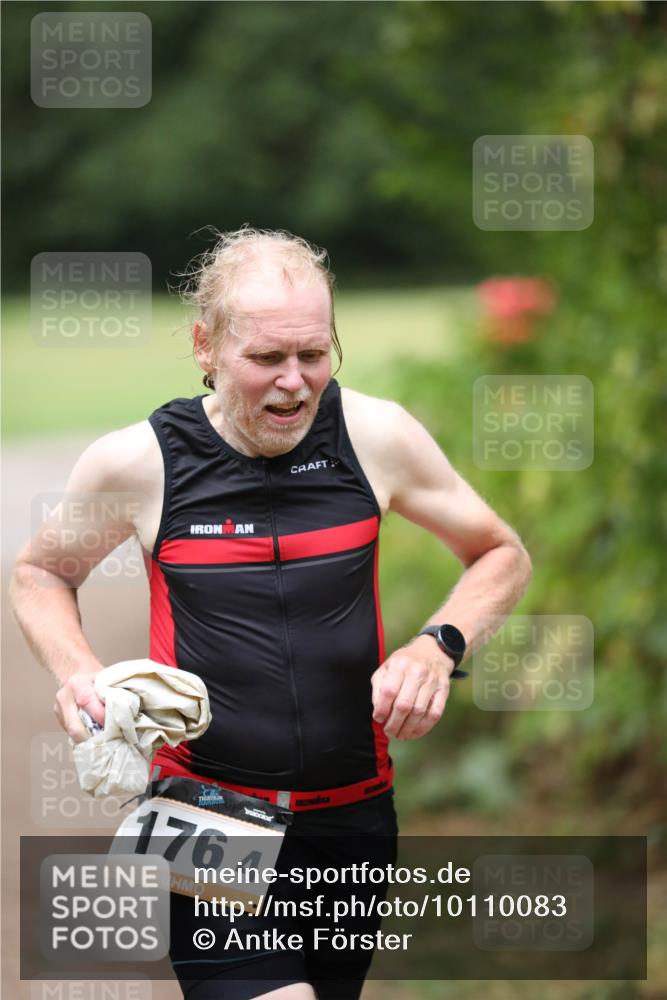 30.08.2026 - Elbe Triathlon Hamburg Antke Förster http://msf.ph/oto/10110083 30.08.2026 16:24:24 Laufen 176, 4 meine-sportfotos.de