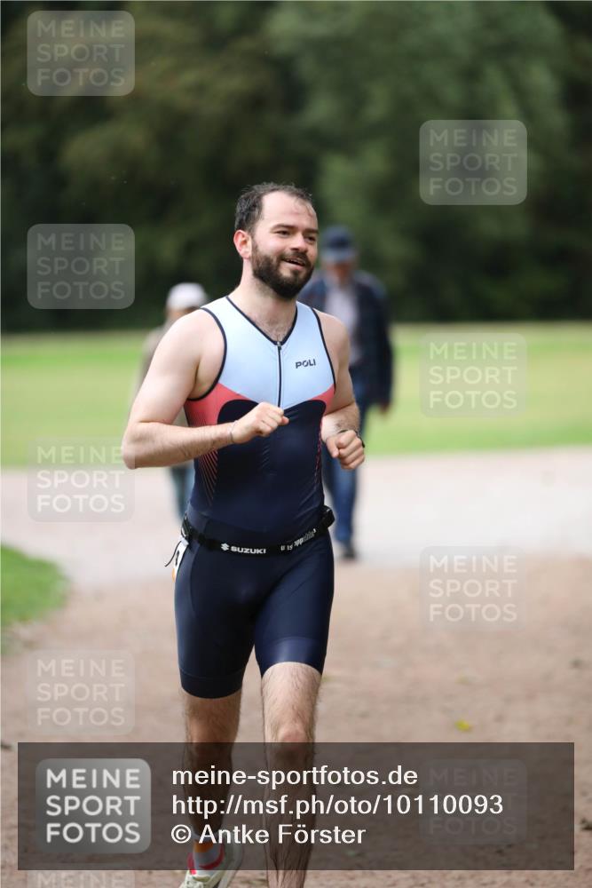 30.08.2026 - Elbe Triathlon Hamburg Antke Förster http://msf.ph/oto/10110093 30.08.2026 16:25:45 Laufen  meine-sportfotos.de