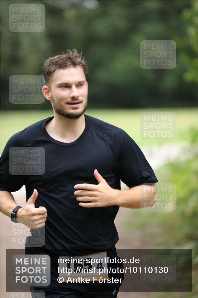 30.08.2026 - Elbe Triathlon Hamburg Antke Förster http://msf.ph/oto/10110130 30.08.2026 16:29:24 Laufen 1654 meine-sportfotos.de