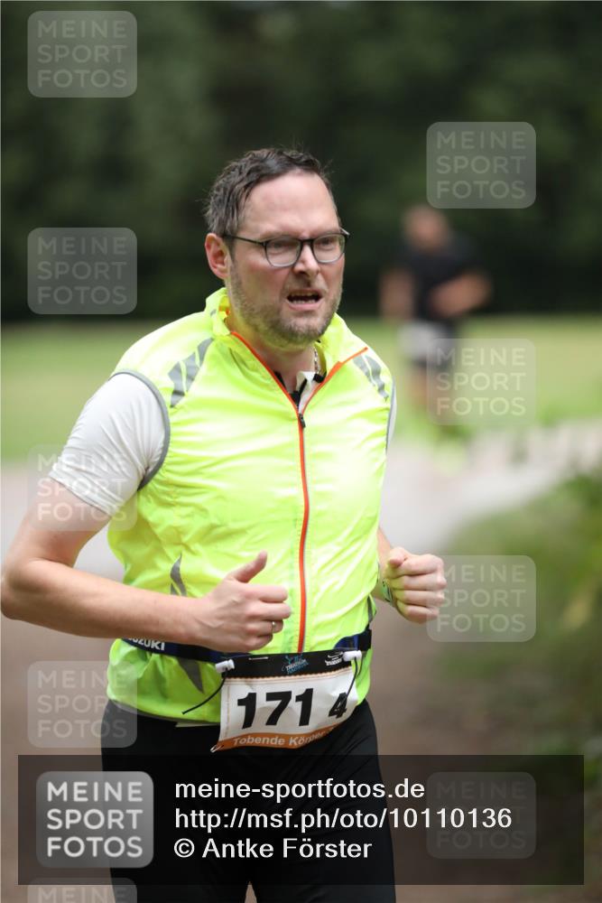 30.08.2026 - Elbe Triathlon Hamburg Antke Förster http://msf.ph/oto/10110136 30.08.2026 16:30:15 Laufen 1714 meine-sportfotos.de