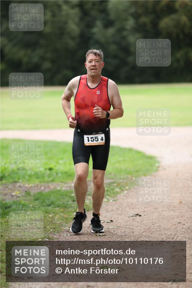 30.08.2026 - Elbe Triathlon Hamburg Antke Förster http://msf.ph/oto/10110176 30.08.2026 16:40:24 Laufen 155, 4 meine-sportfotos.de