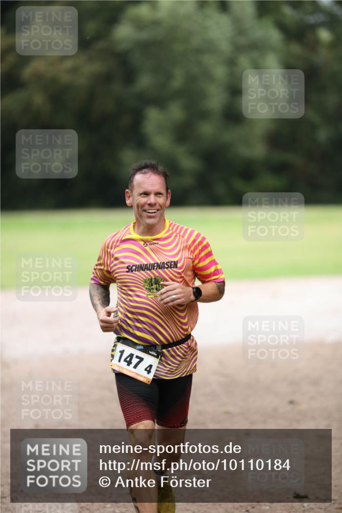 30.08.2026 - Elbe Triathlon Hamburg Antke Förster http://msf.ph/oto/10110184 30.08.2026 16:41:00 Laufen 147, 4 meine-sportfotos.de