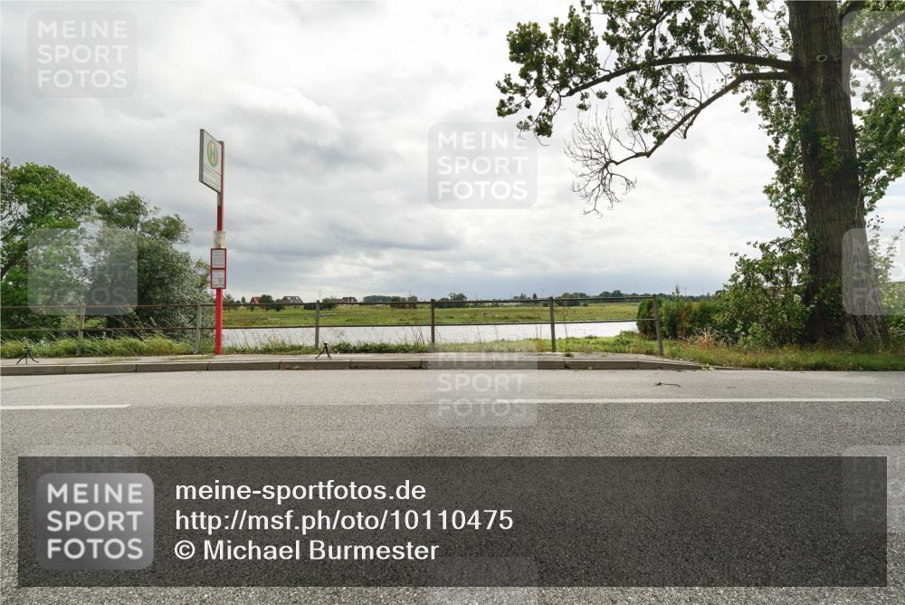 30.08.2026 - Elbe Triathlon Hamburg Michael Burmester http://msf.ph/oto/10110475 30.08.2026 14:31:31 Radfahren  meine-sportfotos.de