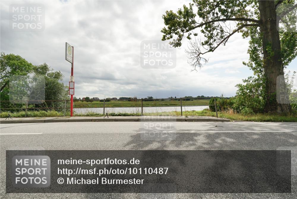 30.08.2026 - Elbe Triathlon Hamburg Michael Burmester http://msf.ph/oto/10110487 30.08.2026 14:33:04 Radfahren  meine-sportfotos.de