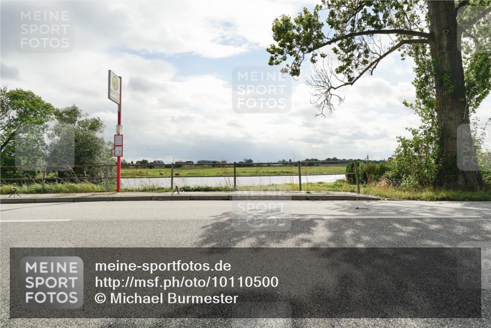 30.08.2026 - Elbe Triathlon Hamburg Michael Burmester http://msf.ph/oto/10110500 30.08.2026 14:38:27 Radfahren  meine-sportfotos.de