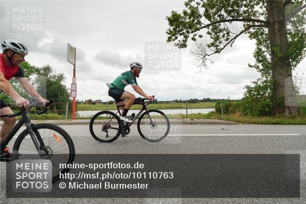 30.08.2026 - Elbe Triathlon Hamburg Michael Burmester http://msf.ph/oto/10110763 30.08.2026 15:08:05 Radfahren  meine-sportfotos.de