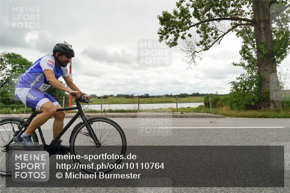 30.08.2026 - Elbe Triathlon Hamburg Michael Burmester http://msf.ph/oto/10110764 30.08.2026 15:08:16 Radfahren 13 meine-sportfotos.de