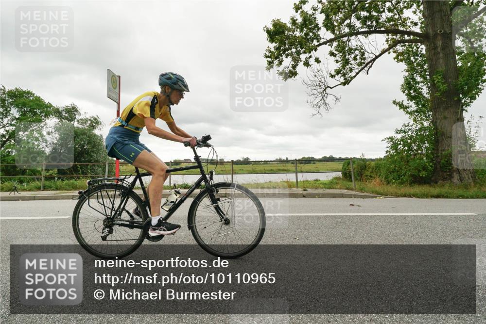 30.08.2026 - Elbe Triathlon Hamburg Michael Burmester http://msf.ph/oto/10110965 30.08.2026 15:37:22 Radfahren  meine-sportfotos.de