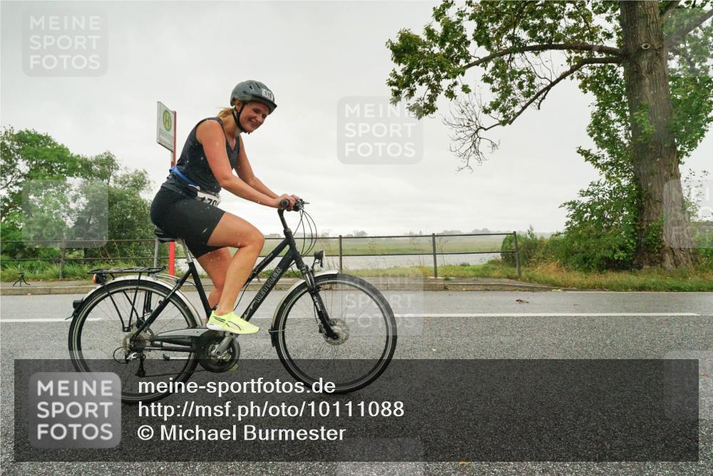 30.08.2026 - Elbe Triathlon Hamburg Michael Burmester http://msf.ph/oto/10111088 30.08.2026 15:47:05 Radfahren 70 meine-sportfotos.de