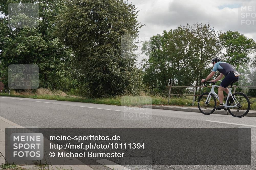 30.08.2026 - Elbe Triathlon Hamburg Michael Burmester http://msf.ph/oto/10111394 30.08.2026 14:43:04 Radfahren  meine-sportfotos.de