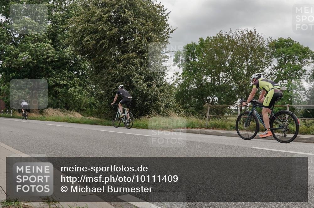 30.08.2026 - Elbe Triathlon Hamburg Michael Burmester http://msf.ph/oto/10111409 30.08.2026 14:44:58 Radfahren  meine-sportfotos.de