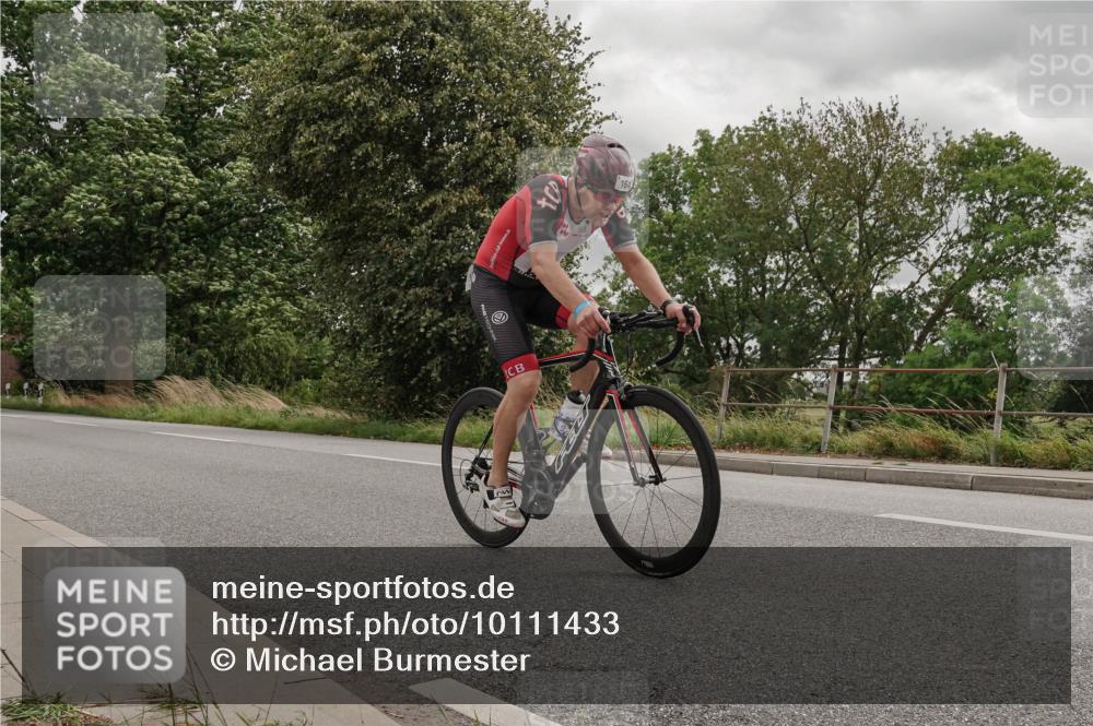 30.08.2026 - Elbe Triathlon Hamburg Michael Burmester http://msf.ph/oto/10111433 30.08.2026 14:47:49 Radfahren  meine-sportfotos.de