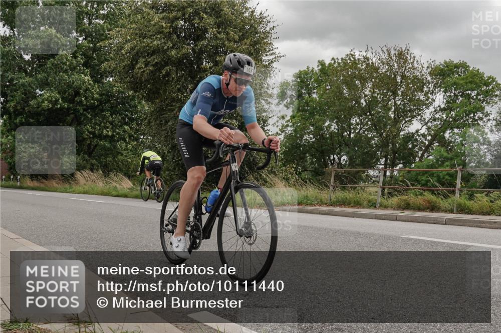 30.08.2026 - Elbe Triathlon Hamburg Michael Burmester http://msf.ph/oto/10111440 30.08.2026 14:48:34 Radfahren  meine-sportfotos.de