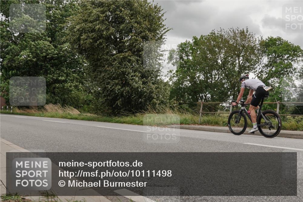 30.08.2026 - Elbe Triathlon Hamburg Michael Burmester http://msf.ph/oto/10111498 30.08.2026 14:53:18 Radfahren  meine-sportfotos.de