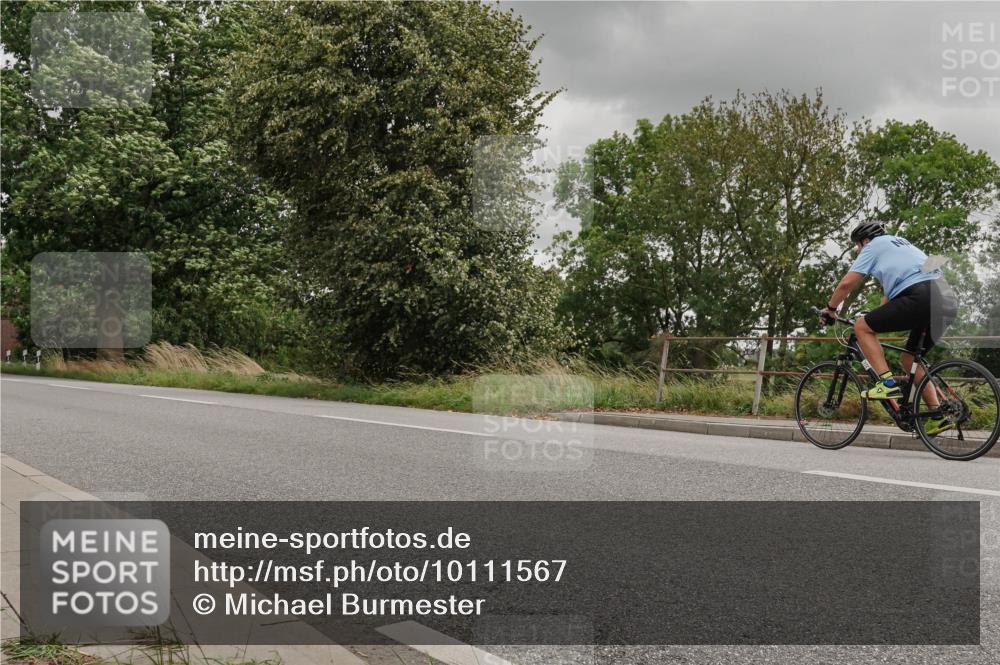 30.08.2026 - Elbe Triathlon Hamburg Michael Burmester http://msf.ph/oto/10111567 30.08.2026 14:58:18 Radfahren  meine-sportfotos.de