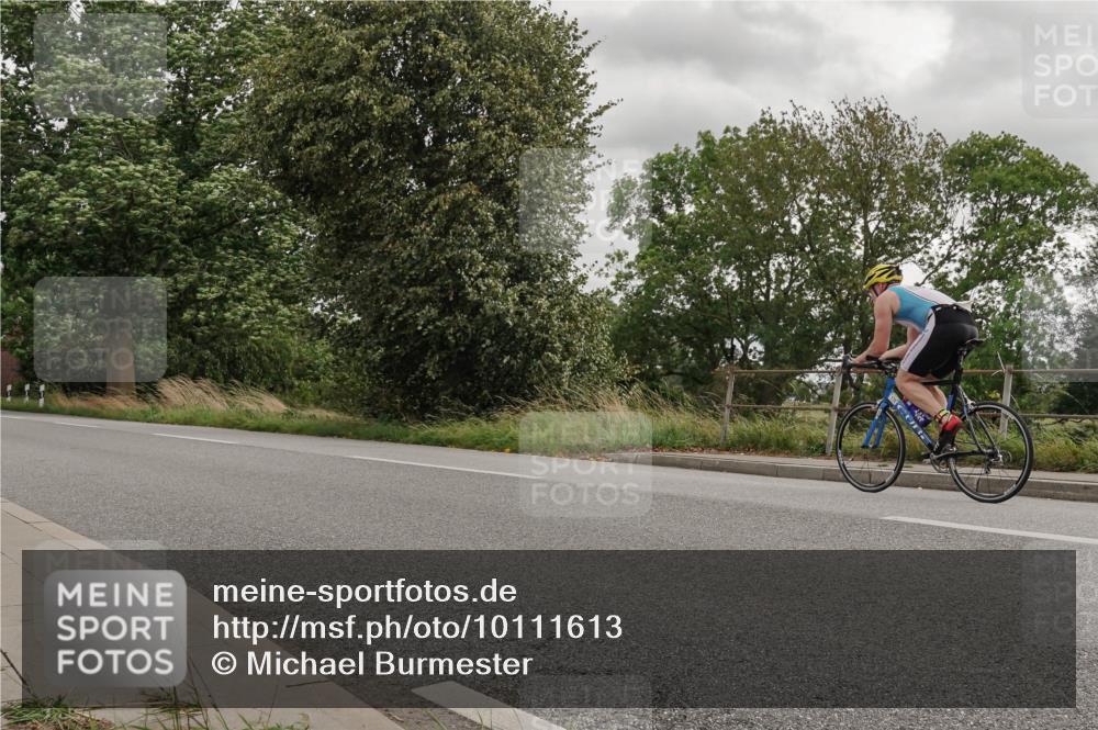 30.08.2026 - Elbe Triathlon Hamburg Michael Burmester http://msf.ph/oto/10111613 30.08.2026 15:04:15 Radfahren  meine-sportfotos.de