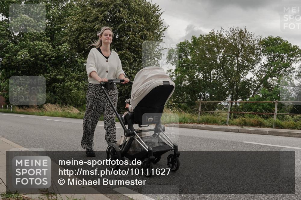 30.08.2026 - Elbe Triathlon Hamburg Michael Burmester http://msf.ph/oto/10111627 30.08.2026 15:06:12 Radfahren  meine-sportfotos.de