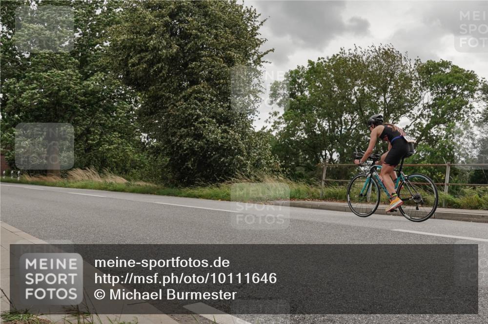 30.08.2026 - Elbe Triathlon Hamburg Michael Burmester http://msf.ph/oto/10111646 30.08.2026 15:11:36 Radfahren  meine-sportfotos.de
