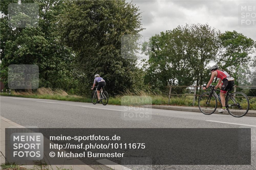 30.08.2026 - Elbe Triathlon Hamburg Michael Burmester http://msf.ph/oto/10111675 30.08.2026 15:20:15 Radfahren  meine-sportfotos.de